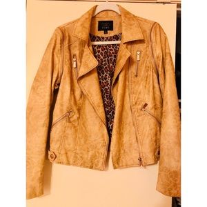 Beautiful tan leather jacket with gold harware